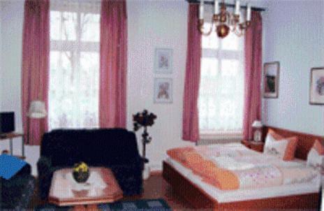 Haus Am Pfaffenteich Hotel Schwerin  Buitenkant foto